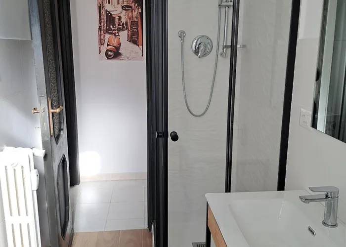 Appartamento Vicino Metro-5 Minuti Dal Colosseo - Charme Comfort&relax *
